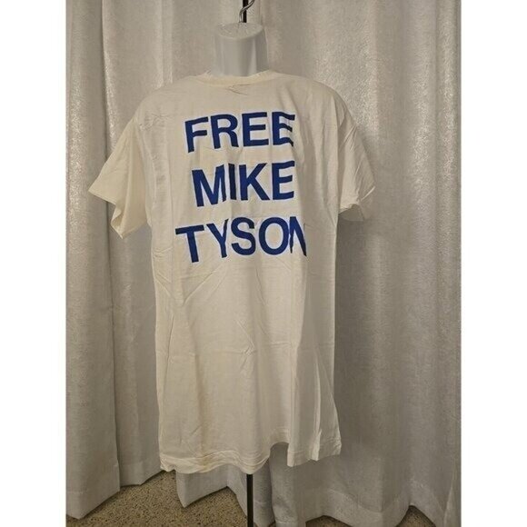 Free Mike Tyson T Shirt XL Is Innocent USA PHOTO DeadStock BOXING Single Stitch - Picture 5 of 15